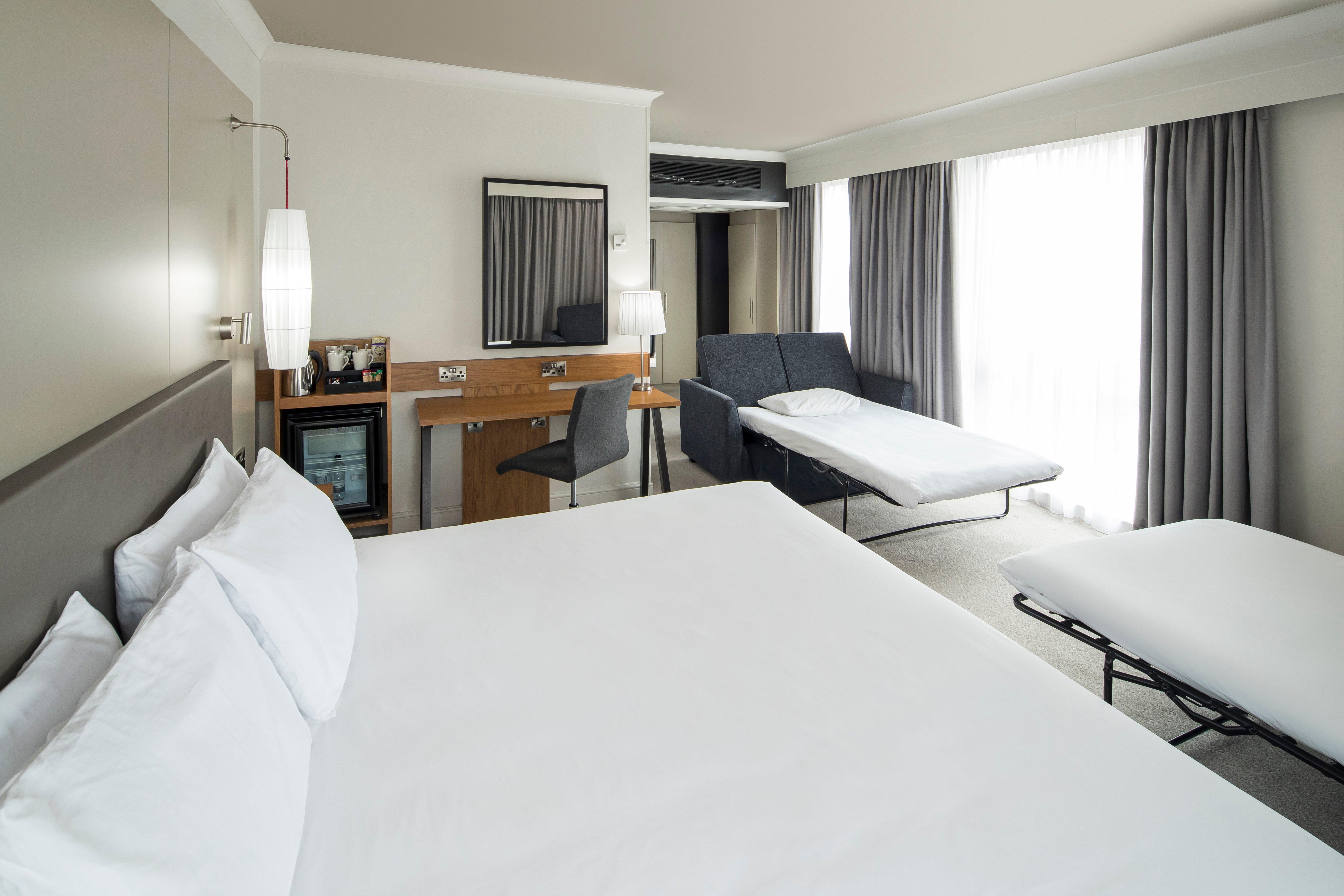 Crowne Plaza By Ihg