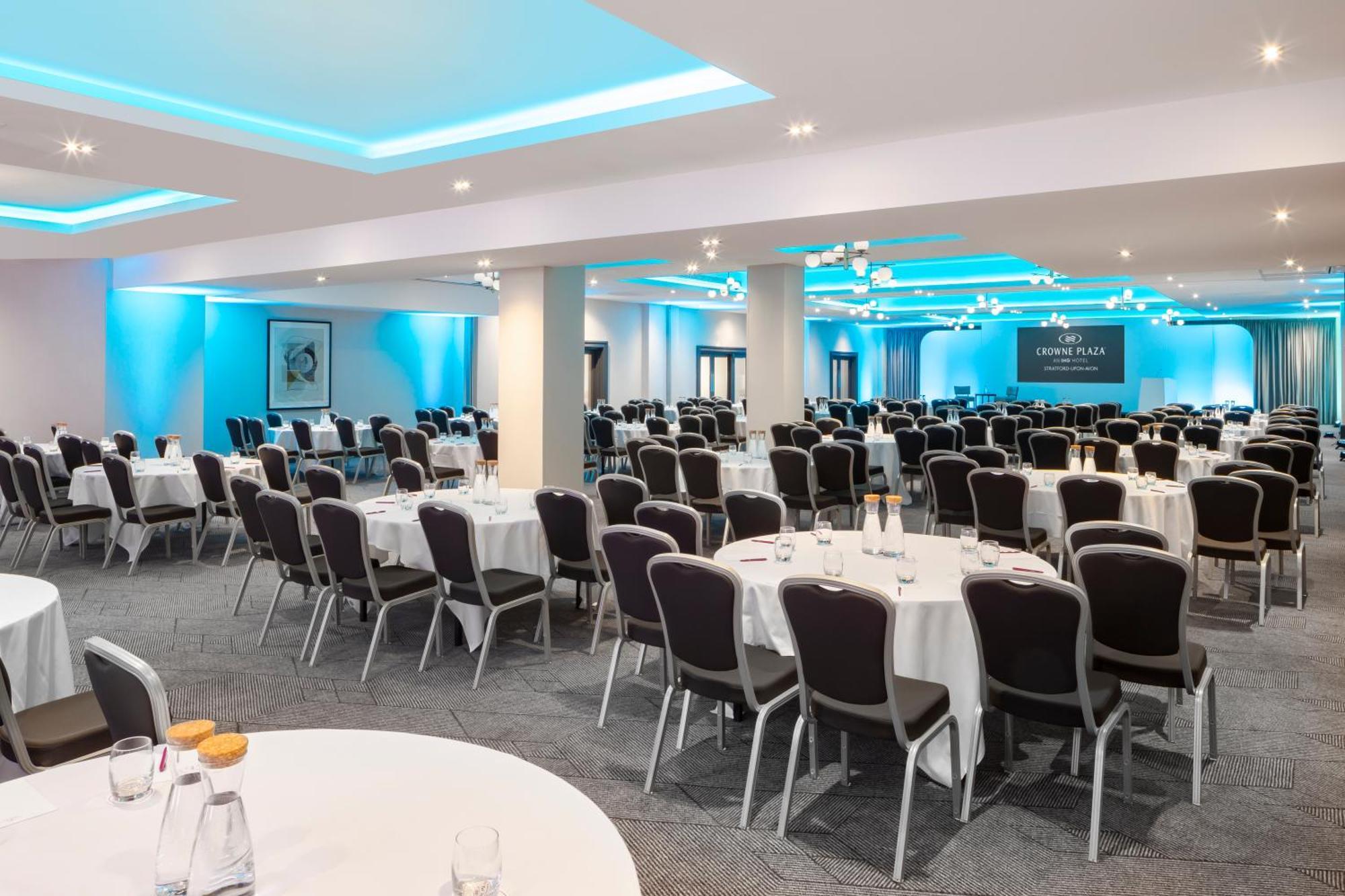 Crowne Plaza By Ihg