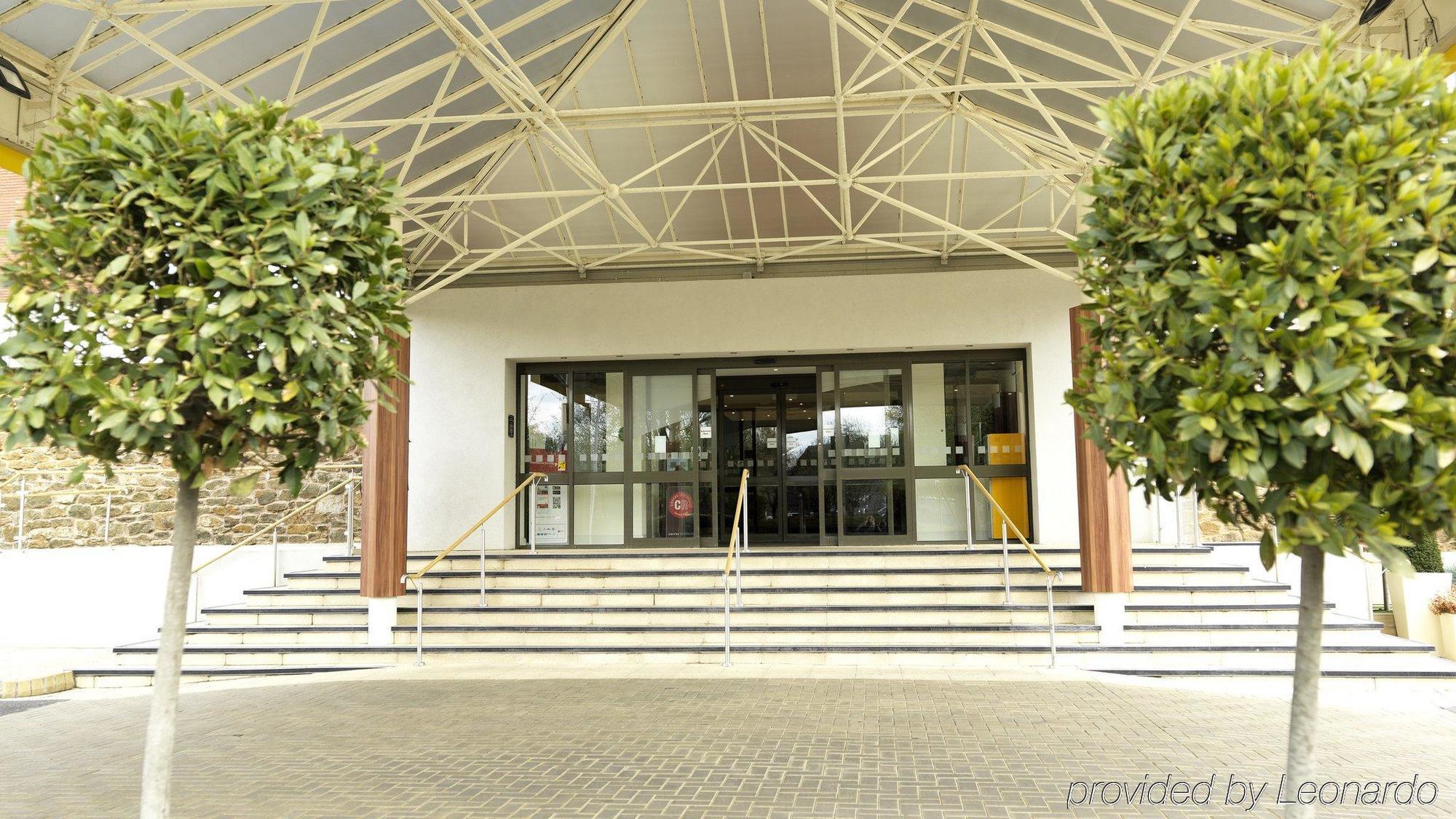 Crowne Plaza By Ihg Hotel