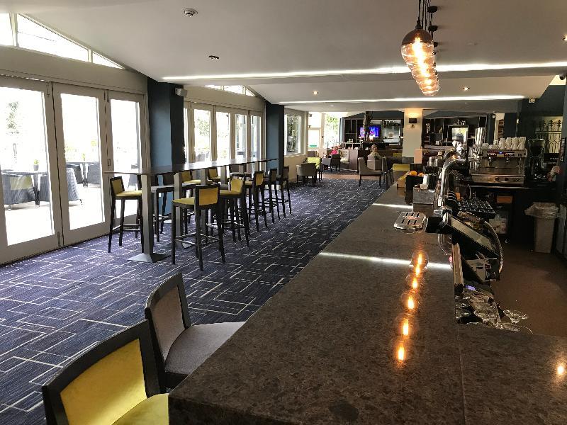 Crowne Plaza By Ihg Hotel 4*