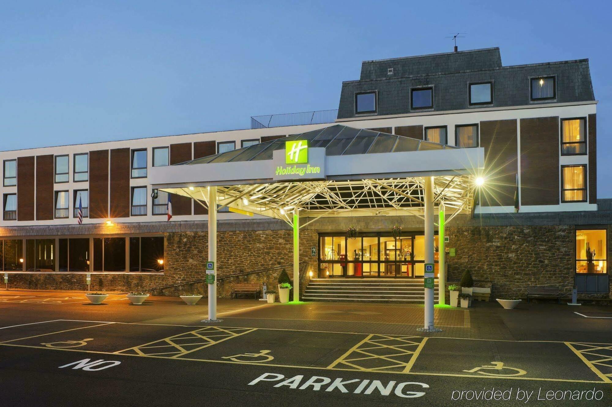 Отель Crowne Plaza By Ihg